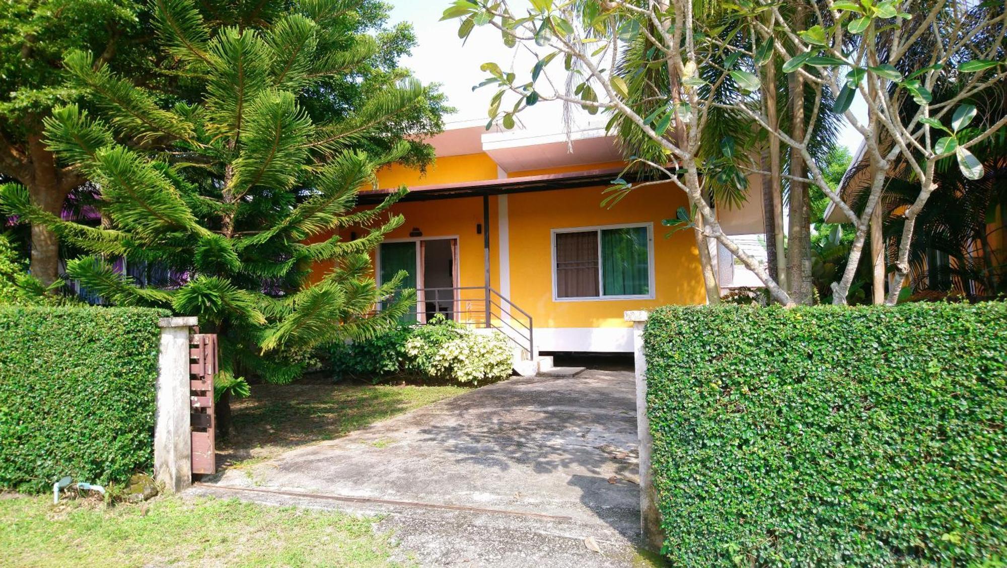 Little Yellow House- Aonang Ao Nang Екстериор снимка