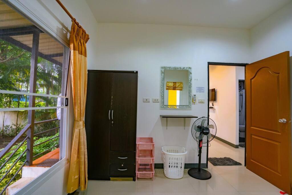 Little Yellow House- Aonang Ao Nang Екстериор снимка